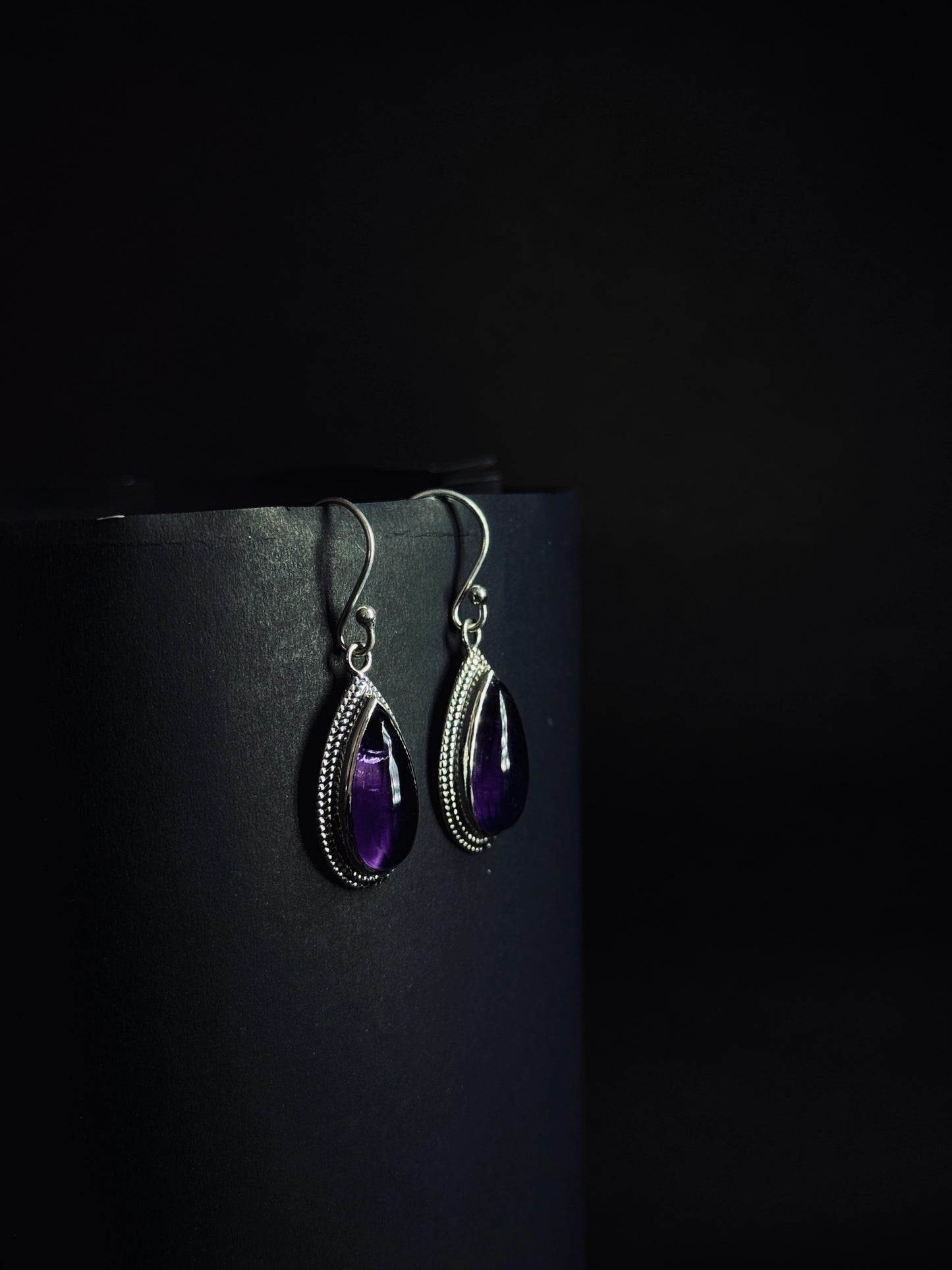 Natural Amethyst Cabochon Earrings – 925 Sterling Silver Teardrop Dangle | Vintage Boho Style