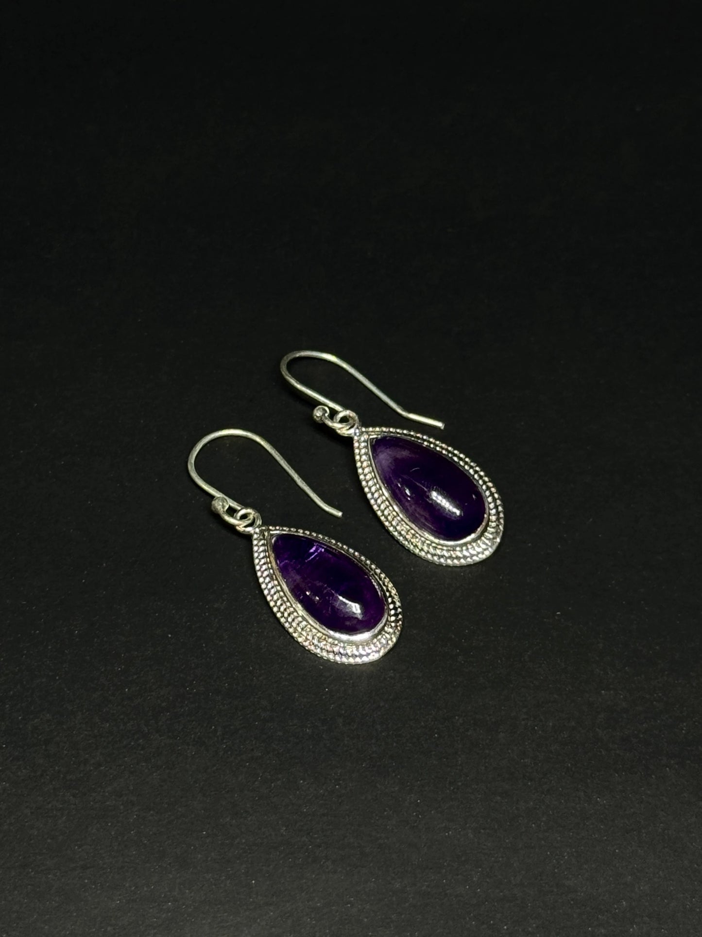 Natural Amethyst Cabochon Earrings – 925 Sterling Silver Teardrop Dangle | Vintage Boho Style