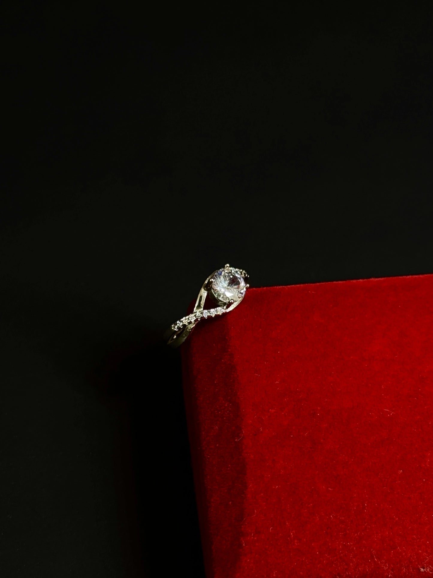 Natural White Topaz Twisted Solitaire Ring – 925 Sterling Silver Bypass Engagement Ring